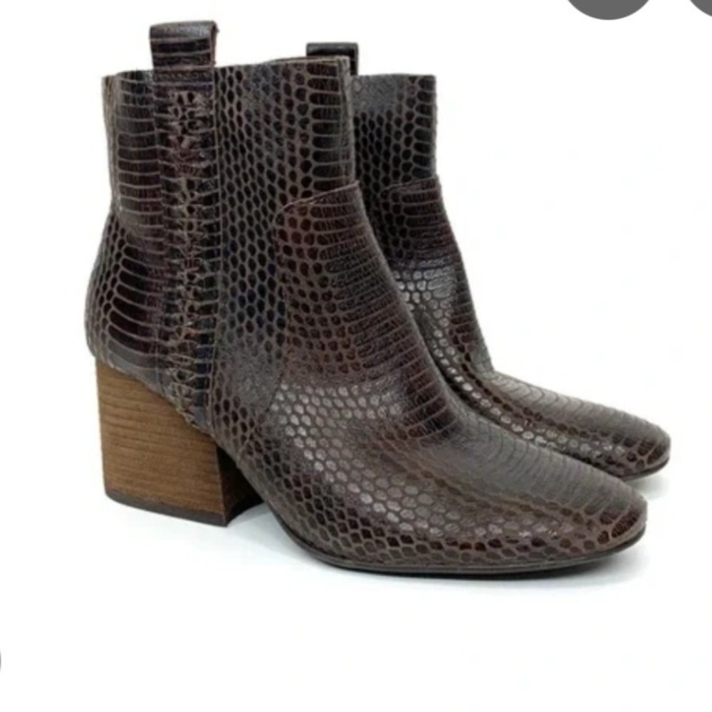 Korks by Kork-Ease Leyland Brown Snake Embossed Leather Ankle Boots Q48457 6M